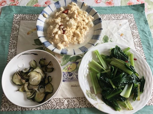 大地を守る会の宅配野菜のお試しセットを調理したモノ